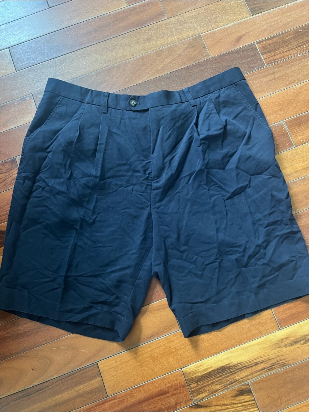 Cutter & Buck Classic Men's Navy Pleated Shorts Size 42T 0091